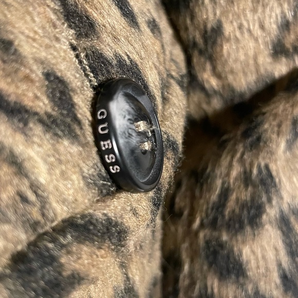 Fabulous Guess Leopard print coat - Picture 3 of 10
